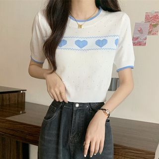 Short-Sleeve Crew Neck Heart Pattern Knit Top