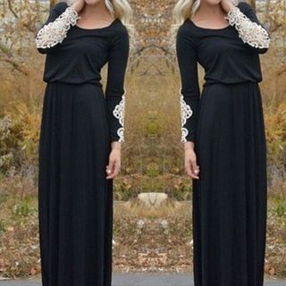 Oioninos Long-Sleeve Lace Panel Maxi Dress