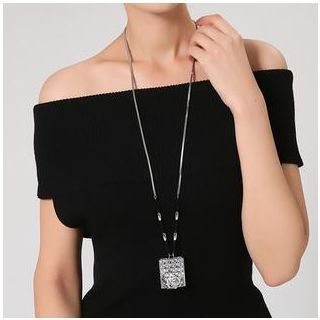 Dara Rhinestone Dangle Necklace