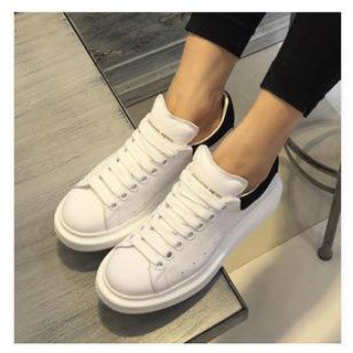 BAYO Contrast Colour Lace-up Sneakers