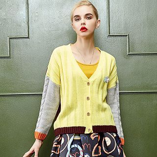 ELF SACK Color-Block Cable-Knit Cardigan