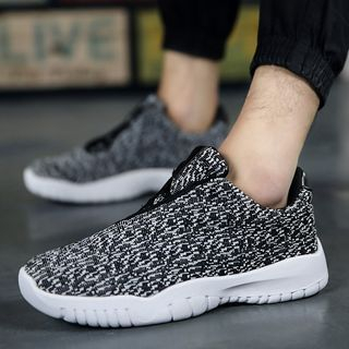 Chariot Patterned Sneakers