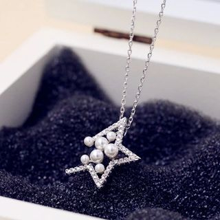 Love Generation Faux-Pearl Cutout Star Short Necklace As Figure - One Size