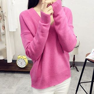 Polaris Plain V-neck Sweater