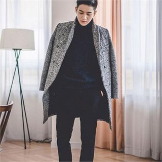 TOMONARI Notched-Lapel Herringbone Coat