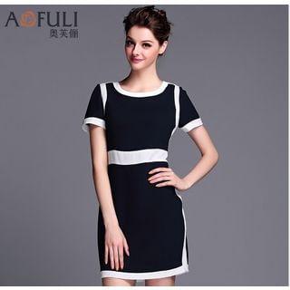 Ovette Short-Sleeve Contrast Colour A-Line Dress
