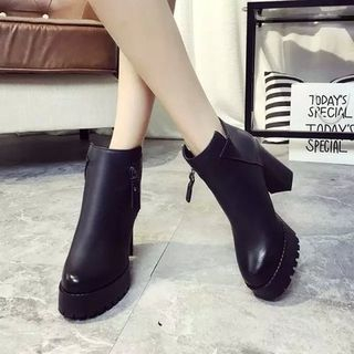 Yoflap Chunky Heel Platform Ankle Boots