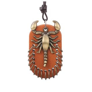 KINNO Scorpion Necklace