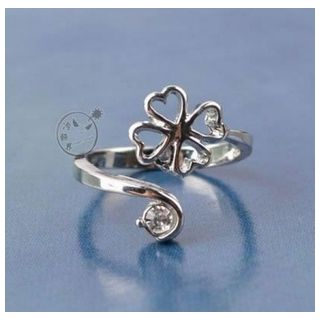 Trend Cool Cutout Clover Rhinestone Pinky Ring