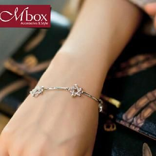 Mbox Jewelry CZ Star Bracelet