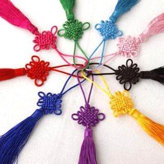 Golden Spindle Chinese Knot