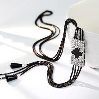 Dara Clover Tasseled Necklace