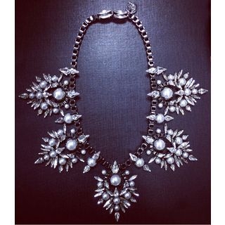 Bao Style Faux Pearl Segment Necklace