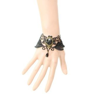 LENNI Flower Lace Bracelet