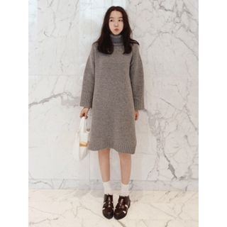 maybe-baby Turtle-Neck Chunky Knit Dress