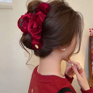 Plain Velvet Hair Claw Red - One Size