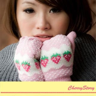 Cherry Story Stawberry Knit Gloves