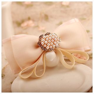 Amina Faux Pearl Bow-accent Hair Clip