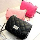 Quilted Chain Strap Shoulder Bag от YesStyle.com INT Quilted Chain Strap Shoulder Bag от YesStyle.com INT