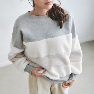 JUSTONE Faux-Fur Panel Color-Block Sweatshirt
