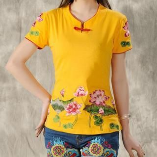 Sayumi Short-Sleeve Embroidered Top