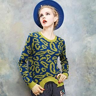 ELF SACK Arch-Front Patterned Sweater