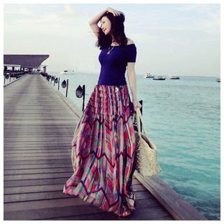 YIJINGMEI Set: Off-shoulder Short-Sleeve Top + Patterned Chiffon Skirt