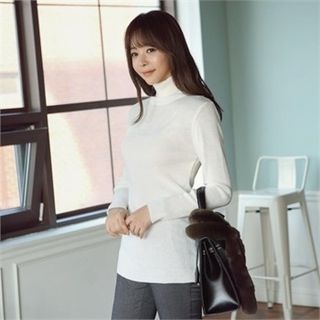 ode' Mock-Neck Colored Knit Top