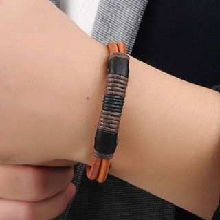 Andante Genuine Leather Buckle Bracelet