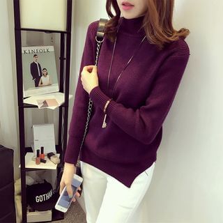 Little V Stand Collar Knit Pullover