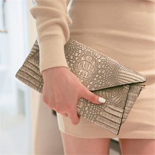 QNIGIRLS Croc-Grain Clutch