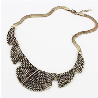 LENNI Chain-Accent Necklace