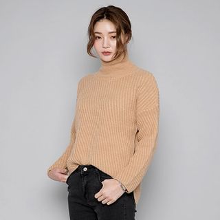 chuu Turtle-Neck Wool Blend Knit Top