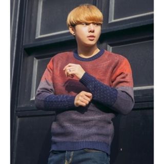 ABOKI Crew-Neck Color-Block Sweater