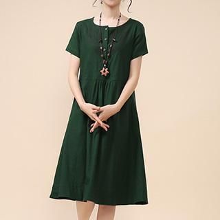 Romantica Short-Sleeve Dress with Necklace