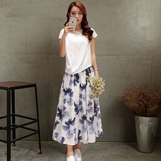 Romantica Set: Short-Sleeve Top + Floral Maxi Skirt