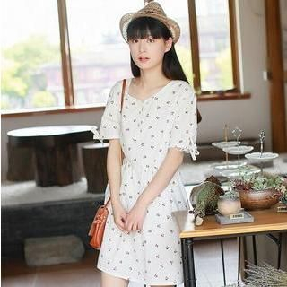Moricode Short-Sleeve Cherry Print A-Line Dress