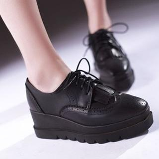 JY Shoes Fringed Wedge Brogue Oxfords