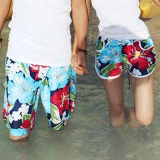 Tamtam Beach Flower-Print Beach Shorts