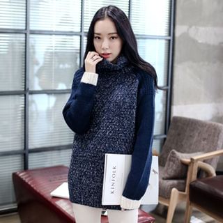 WHITE FOX Turtle-Neck Wool Blend Cable-Knit Sweater