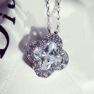 Nanazi Jewelry Crystal 4-Leaf Clover Necklace