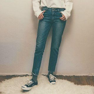 chuu Washed Tapered Jeans