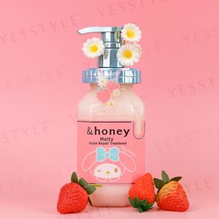 Vicrea - Sanrio My Melody &Honey Melty Moist Repair Trearment 440Ml
