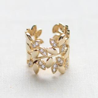 kitsch island Rhinestone Leaf Bold Ring