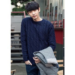 GERIO Round-Neck Cable-Knit Sweater