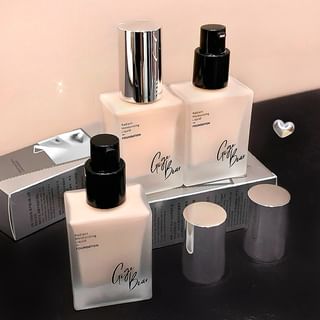 Gege Bear - Radiant Moisturizing Liquid Foundation - 3 Colors #01 Ivory White - 30Ml