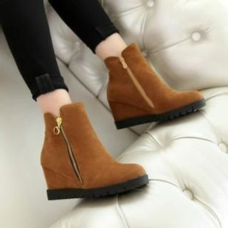 CITTA Side-Zip Wedge Ankle Boots