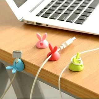 Showroom Rabbit Cable Holder