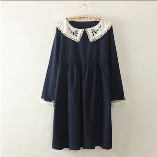 Moricode Embroidered Collar Long-Sleeve Dress