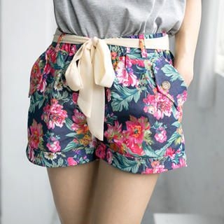 Tokyo Fashion Floral Shorts